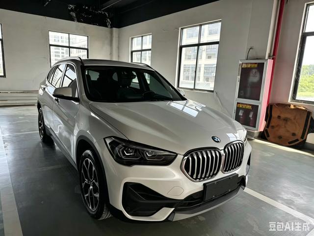 BMW X1 2022 sDrive25Li Leading – фото 7