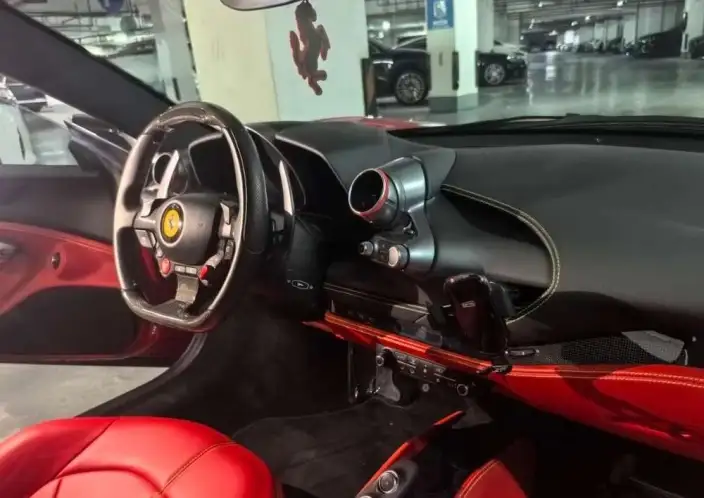 Ferrari F8 2019 Model Tributo 3.9T V8 – фото 9