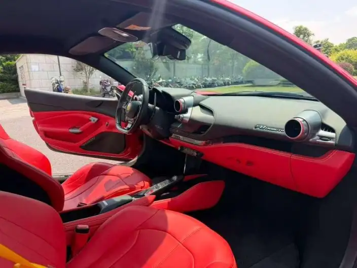 Ferrari F8 2019 Model Tributo 3.9T V8 – фото 6