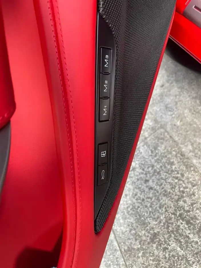 Ferrari F8 2019 Model Tributo 3.9T V8 – фото 8