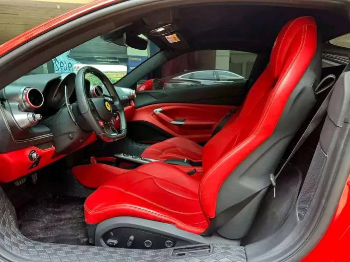 Ferrari F8 2019 Model Tributo 3.9T V8 – фото 9