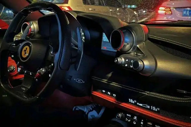 Ferrari F8 2019 Model Tributo 3.9T V8 – фото 9