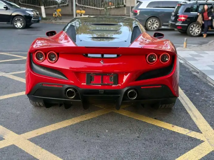 Ferrari F8 2019 Model Tributo 3.9T V8 – фото 4