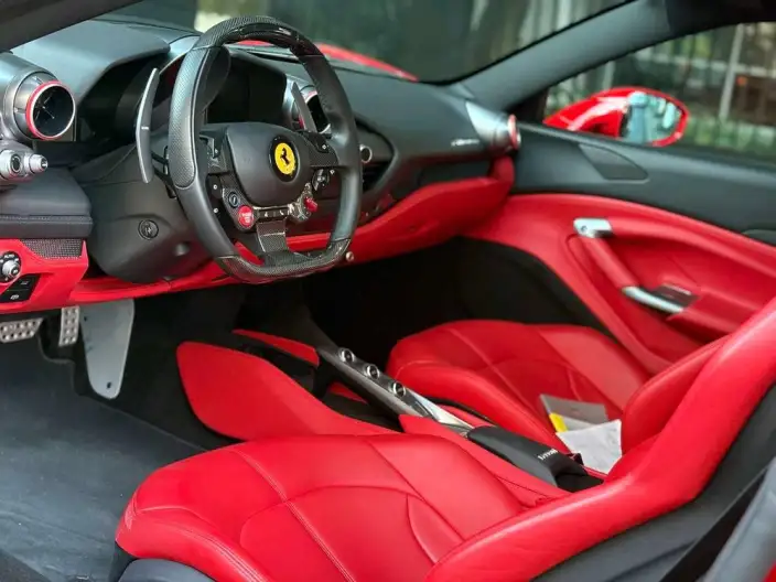 Ferrari F8 2019 Model Tributo 3.9T V8 – фото 8
