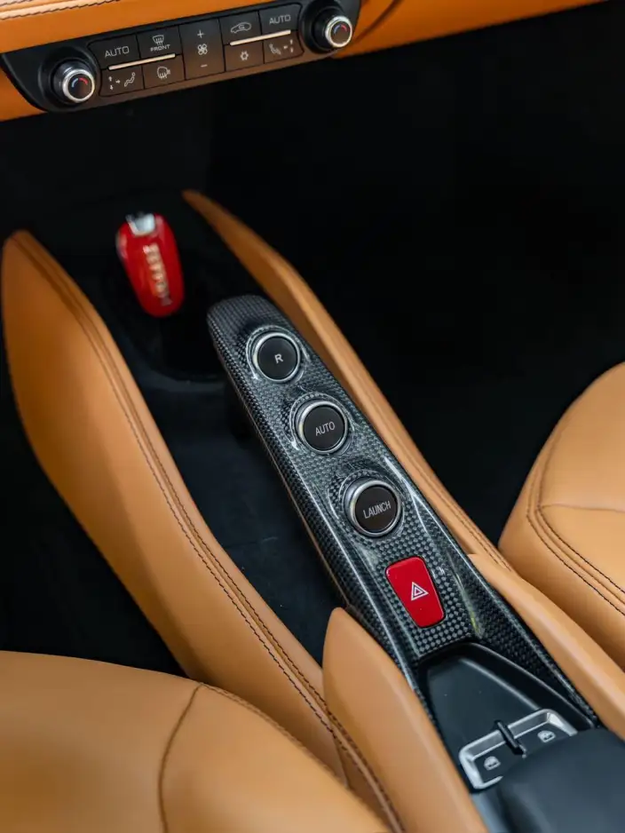 Ferrari F8 2019 Model Tributo 3.9T V8 – фото 6