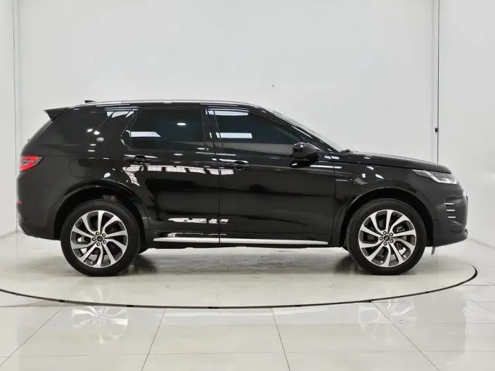 Land Rover Discovery Sport 2024 Model 249PS R-Dynamic SE Performance Technology Edition 5 seat – фото 8
