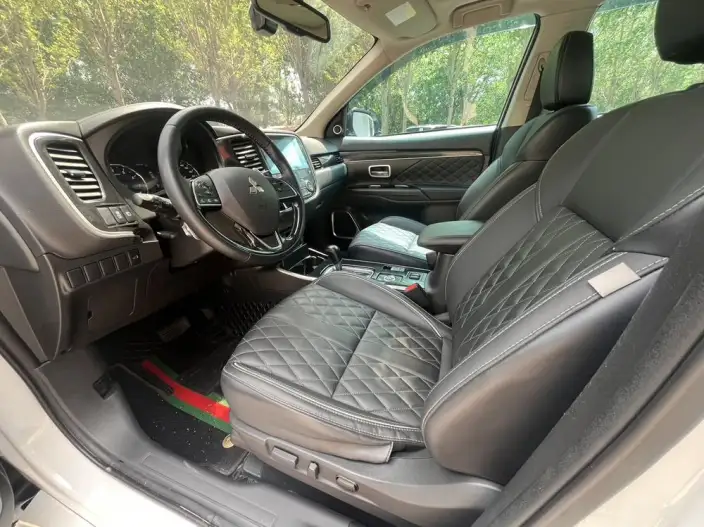 Mitsubishi Outlander 2019 Model 2.4L 4WD Enjoy Edition 7 seat China VI – фото 8