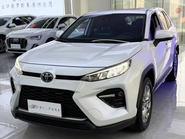 Toyota Wildlander 2022 Model 2.0L 2WD Luxury PLUS Edition – фото 1