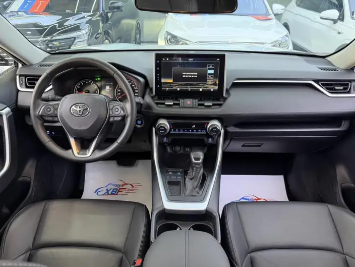 Toyota Wildlander 2022 Model 2.0L 2WD Luxury PLUS Edition – фото 8