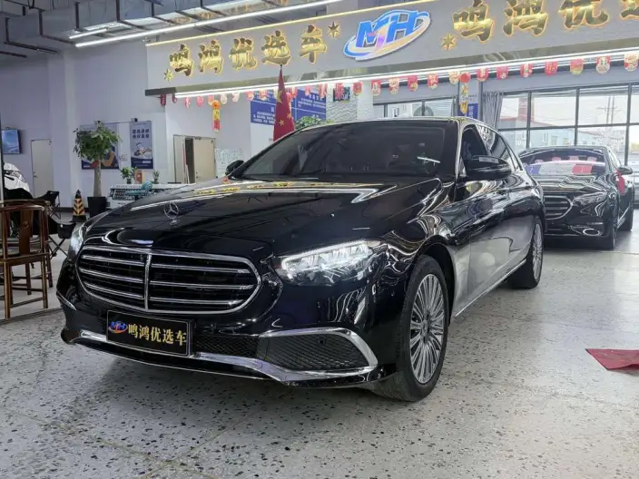 Mercedes-Benz E-Class 2023 Model E 300 L Luxury Model sedan – фото 1