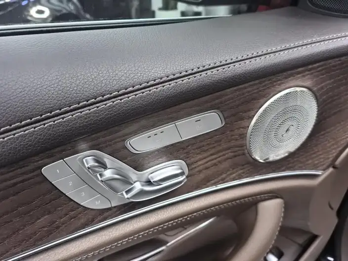 Mercedes-Benz E-Class 2023 Model E 300 L Luxury Model sedan – фото 8