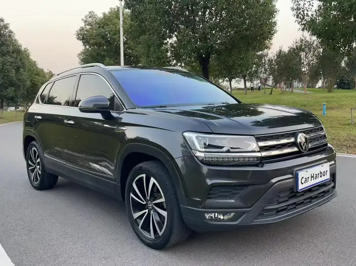 Volkswagen Tharu 2022 Model 280TSI 2WD Deluxe Edition – фото 3