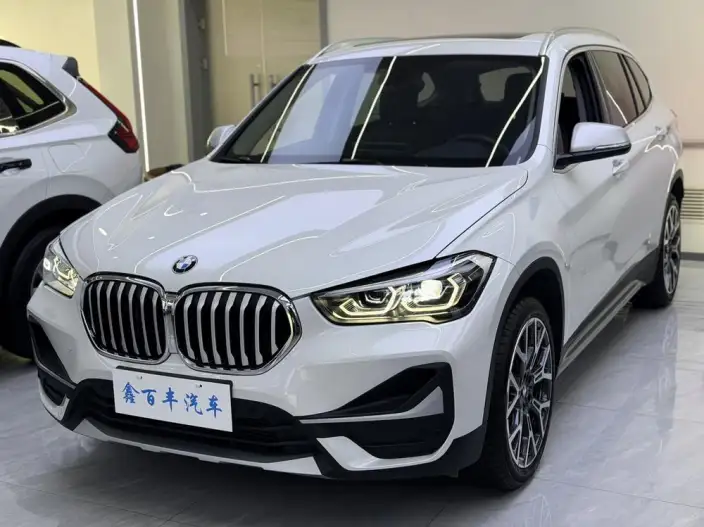 BMW X1 2022 Model xDrive25Li Exclusive Model – фото 1