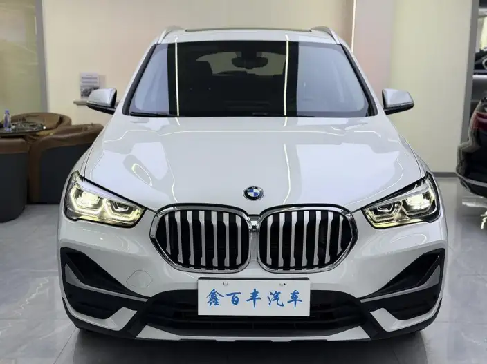 BMW X1 2022 Model xDrive25Li Exclusive Model – фото 2