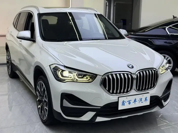 BMW X1 2022 Model xDrive25Li Exclusive Model – фото 3