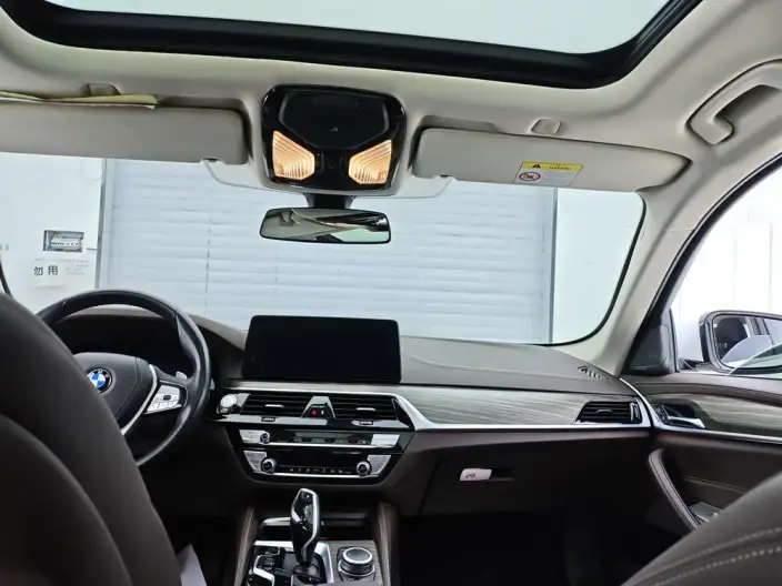 BMW 5 Series 2022 Model Facelift II 530Li Leading Model Luxury Set – фото 6