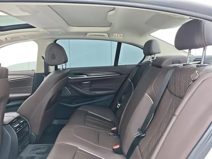 BMW 5 Series 2022 Model Facelift II 530Li Leading Model Luxury Set – фото 8