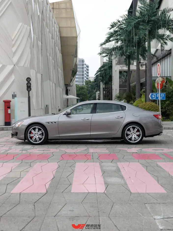 Quattroporte 2015 Model 3.0T Standard Model – фото 4