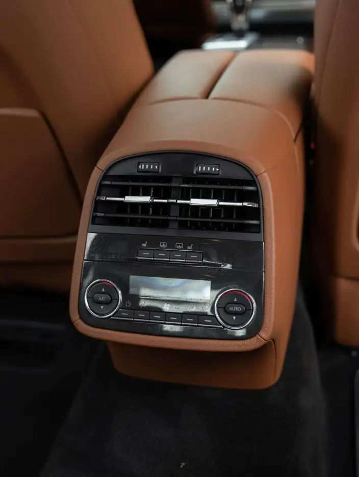 Quattroporte 2015 Model 3.0T Standard Model – фото 10