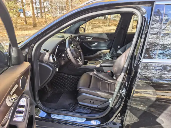 Mercedes-Benz GLC 2022 Model Facelift GLC 300 L 4MATIC Dynamic Model Collector Edition – фото 9