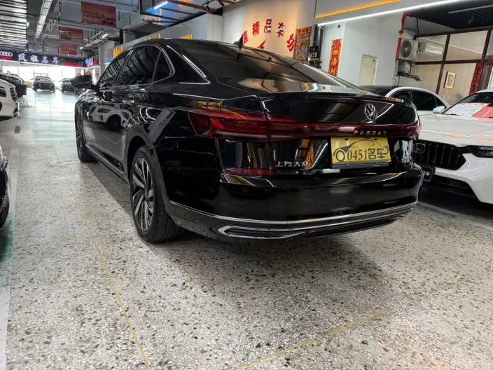 Volkswagen Passat 2023 Model Facelift 330TSI Elite Edition – фото 4