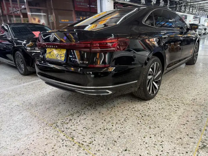 Volkswagen Passat 2023 Model Facelift 330TSI Elite Edition – фото 6