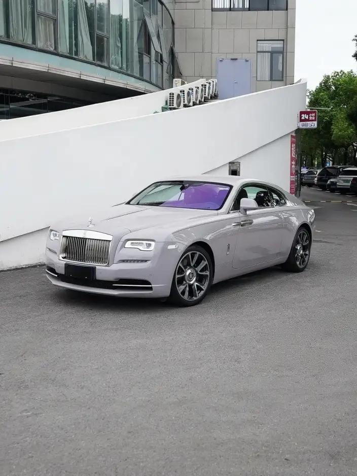 Wraith 2018 Model 6.6T Standard Model