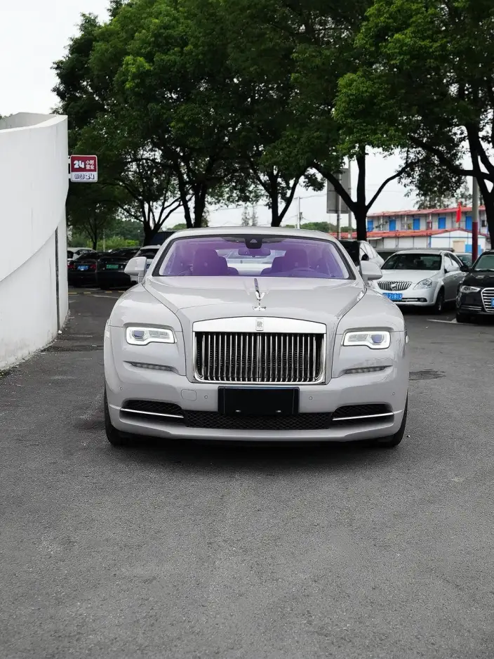 Wraith 2018 Model 6.6T Standard Model