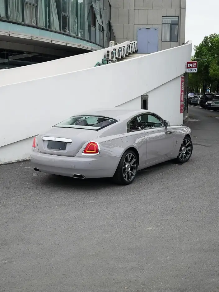 Wraith 2018 Model 6.6T Standard Model – фото 6