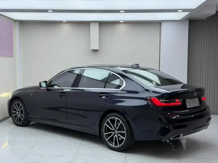 BMW 3 Series 2022 Model 320Li M Sports Set