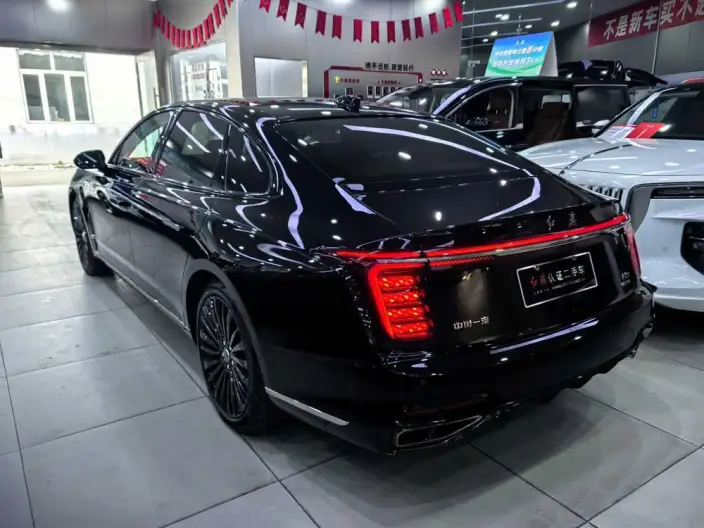 HONGQI H9 2025 Model 2.0T Flag Xiang Luxury Business Edition