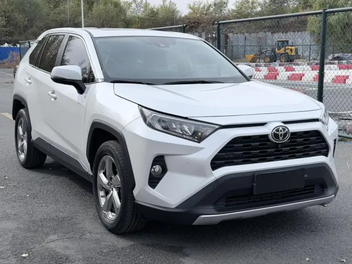 Toyota RAV4 2022 Model 2.0L CVT 2WD Fashion PLUS Edition – фото 3