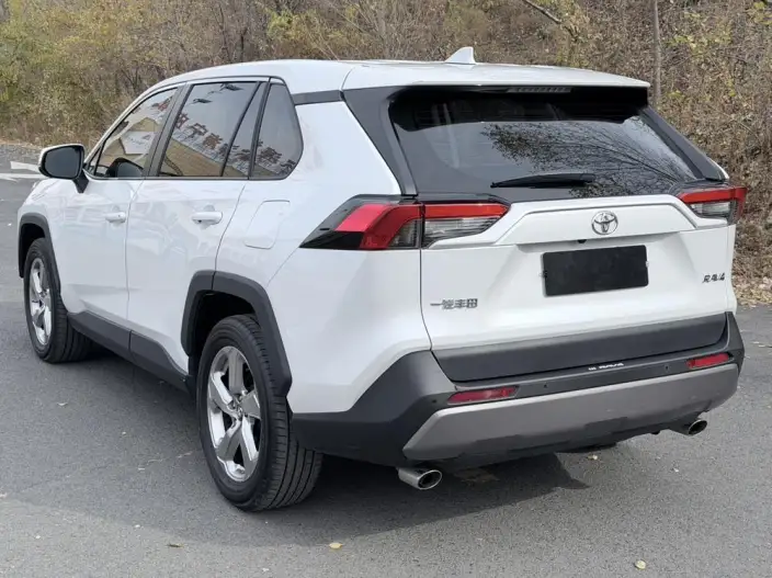 Toyota RAV4 2022 Model 2.0L CVT 2WD Fashion PLUS Edition – фото 4