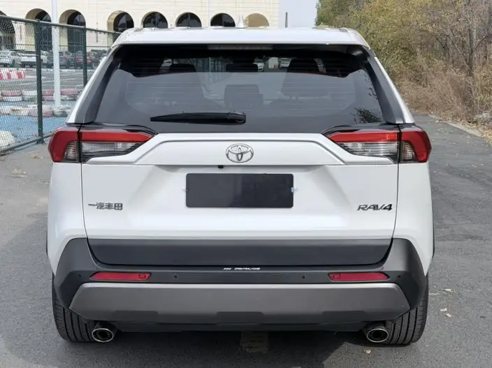 Toyota RAV4 2022 Model 2.0L CVT 2WD Fashion PLUS Edition – фото 5