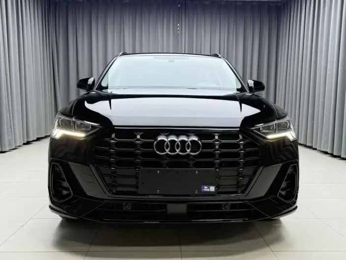 AUDI Q3 2022 Model 35 TFSI Fashion Dynamic Model – фото 2