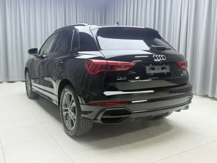 AUDI Q3 2022 Model 35 TFSI Fashion Dynamic Model – фото 4