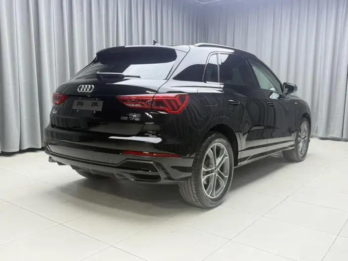 AUDI Q3 2022 Model 35 TFSI Fashion Dynamic Model – фото 6
