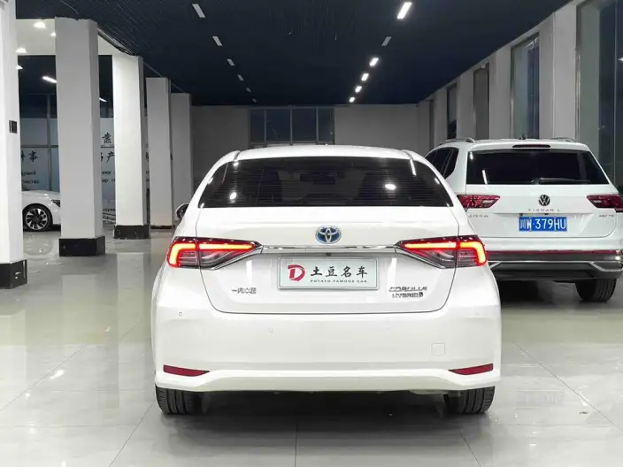 Toyota Corolla 2021 Model Hybrid 1.8L E-CVT Elite Edition – фото 5