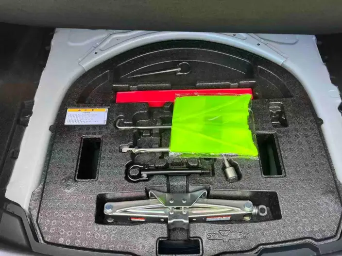 Toyota Corolla 2021 Model Hybrid 1.8L E-CVT Elite Edition – фото 8