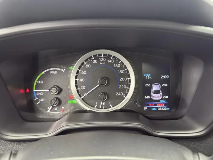 Toyota Levin 2022 Model Hybrid 1.8H E-CVT Sports Edition – фото 10