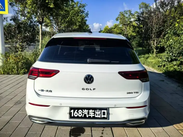 Volkswagen Golf 2021 Model 280TSI DSG Pro – фото 5