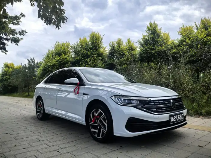 Volkswagen Sagitar 2023 Model 280TSI DSG Beyond Edition Lite – фото 3