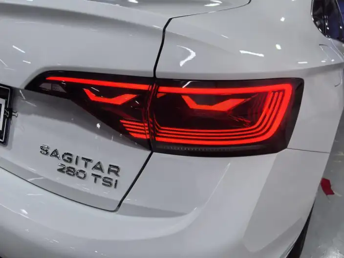 Volkswagen Sagitar 2023 Model 280TSI DSG Beyond Edition Lite – фото 9