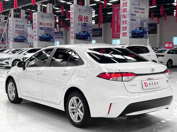 Toyota Levin 2022 Model 185T CVT Deluxe Edition