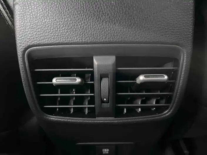 Toyota Levin 2022 Model 185T CVT Deluxe Edition – фото 7