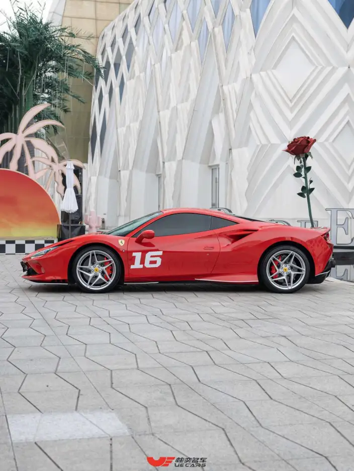 Ferrari F8 2019 Model Tributo 3.9T V8 – фото 4
