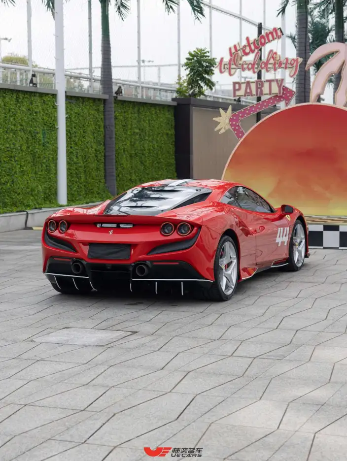 Ferrari F8 2019 Model Tributo 3.9T V8 – фото 6