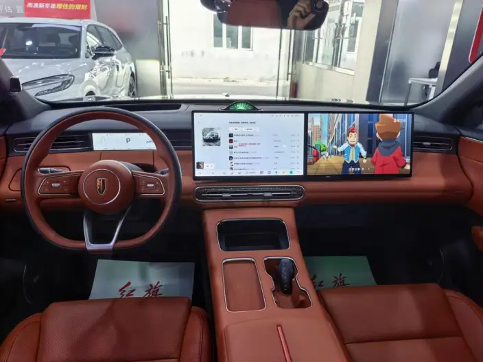 HONGQI HS6 PHEV 2026 Model 220 4WD Smart Hybrid Edition – фото 7