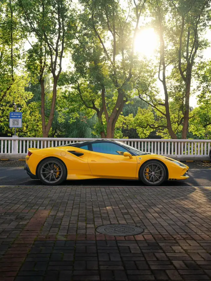 Ferrari F8 2019 Model Tributo 3.9T V8 – фото 8