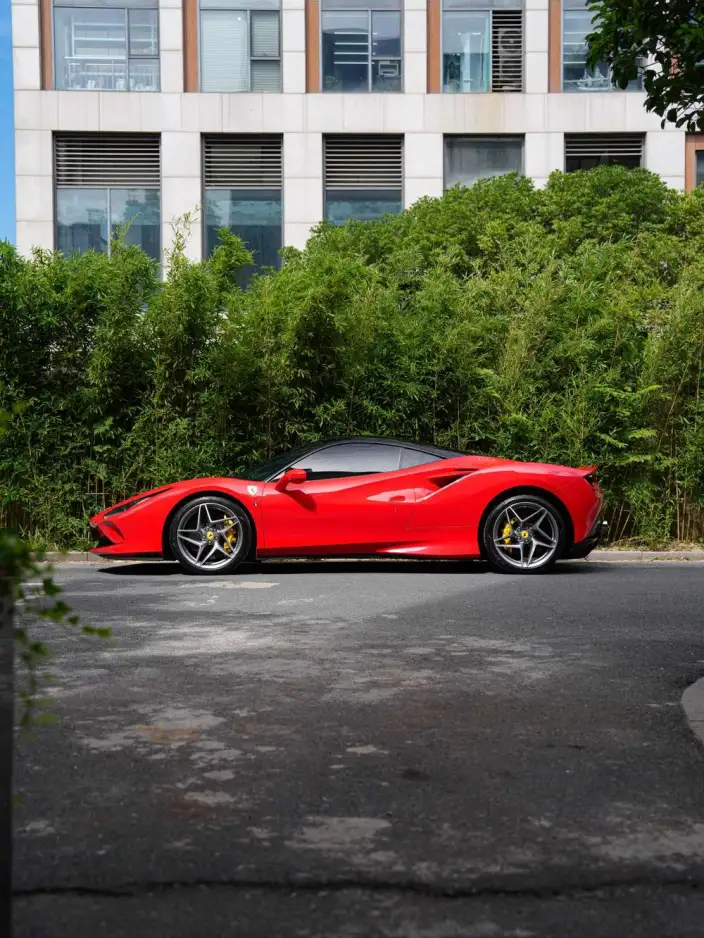 Ferrari F8 2019 Model Tributo 3.9T V8 – фото 8